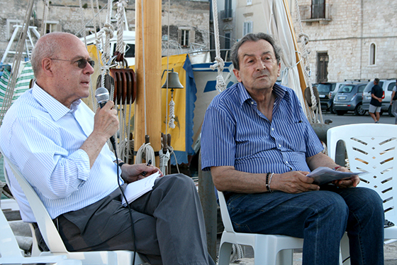 È arrivato un veliero carico di ...