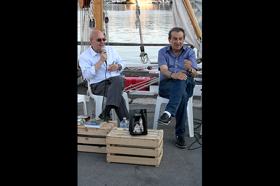 È arrivato un veliero carico di ...